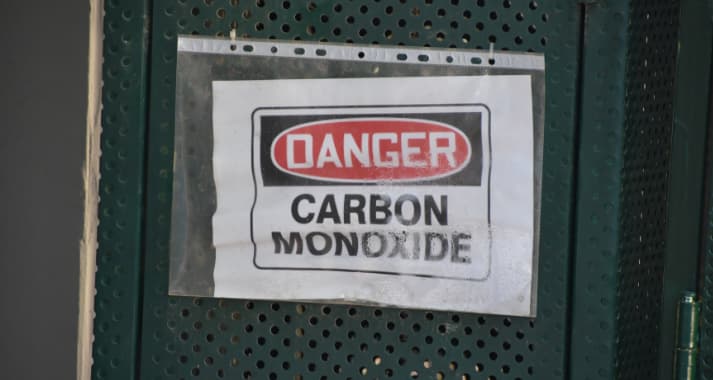 danger carbone monoxide sign